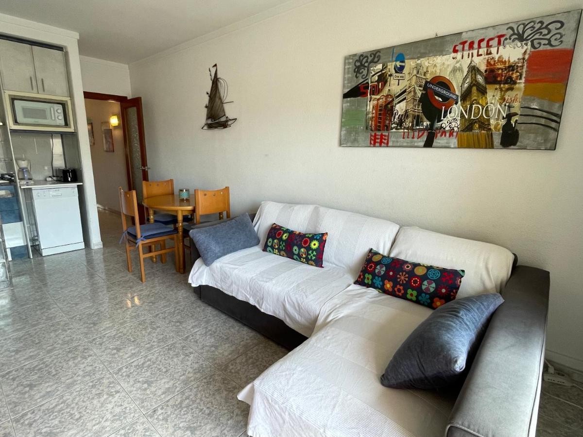 Ramón Y Cajal Apartamento Rosas